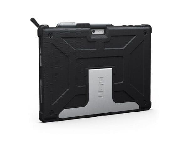 UAG Metropolis - Surface Pro 4/5/6/7/7+ - Black