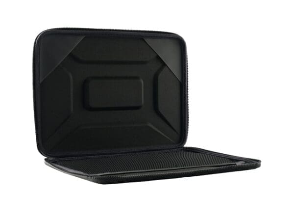 UAG Medium Sleeve 13 inch - Black - Image 3